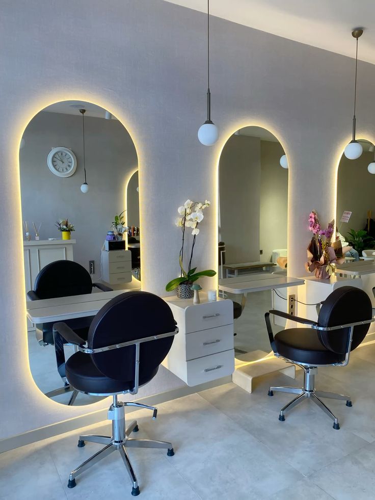 Beauty Salon & Spa 5